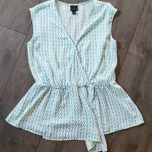 Sleeveless blouse
